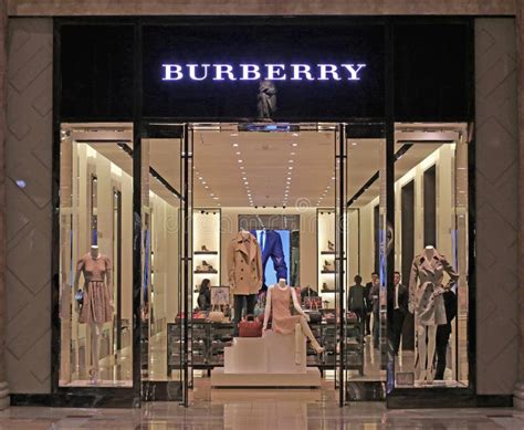 burberry las vegas outlet|Meer.